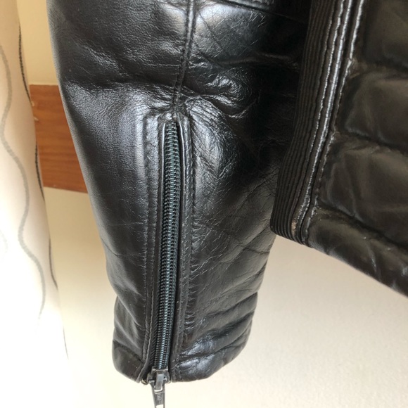 Taurus | Vintage Motorcycle Leather Jacket - Picture 11 of 17